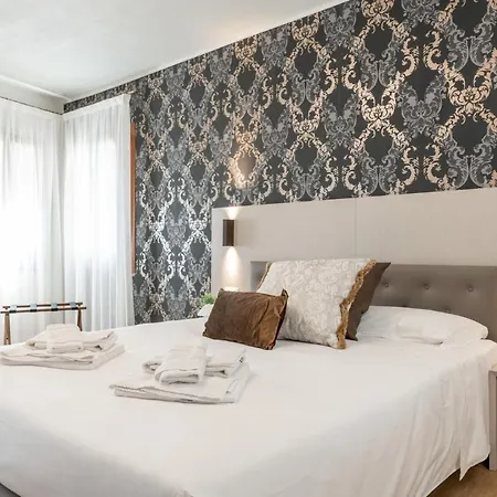 Otel Grifoni Boutique *