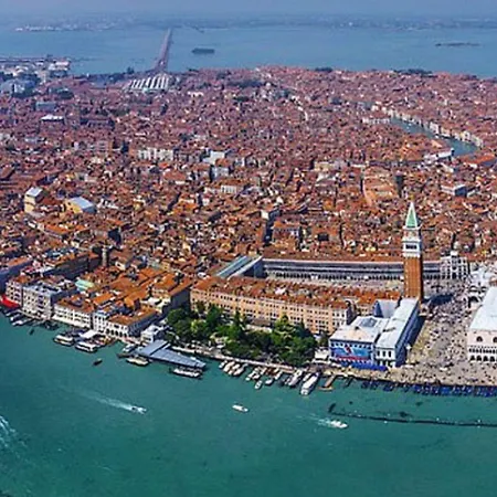 Grifoni * Veneza