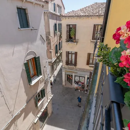 Grifoni Hotel